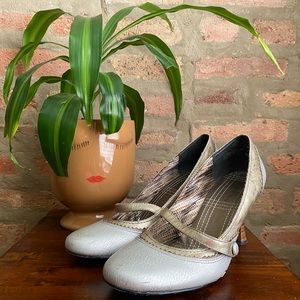 Bobbi Blu Silver/Gold heels